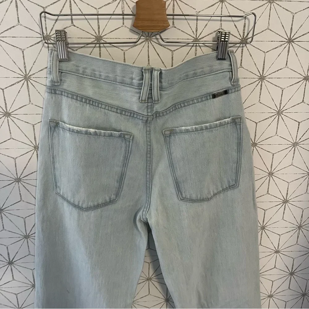 KanCan Light Wash High Rise Straight Jean Distressed